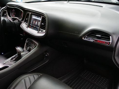 Used 2020 Dodge Challenger SRT Hellcat w/ Plus Package image 40