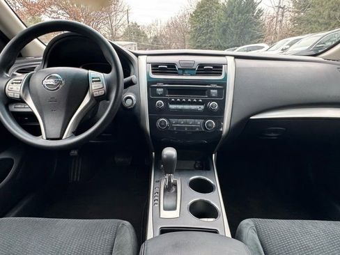 Used 2015 Nissan Altima 2.5 S w/ Power Driver Seat Package image 11