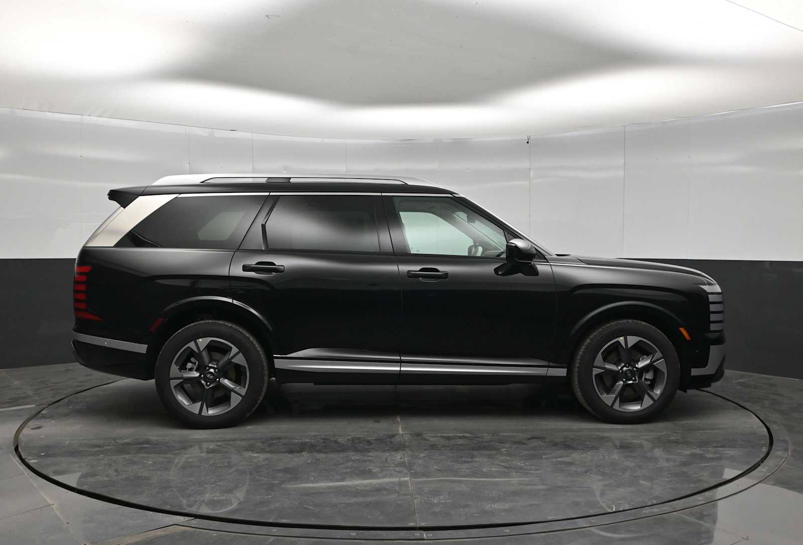 New 2027 Hyundai Palisade Limited AWD/4WD image 9