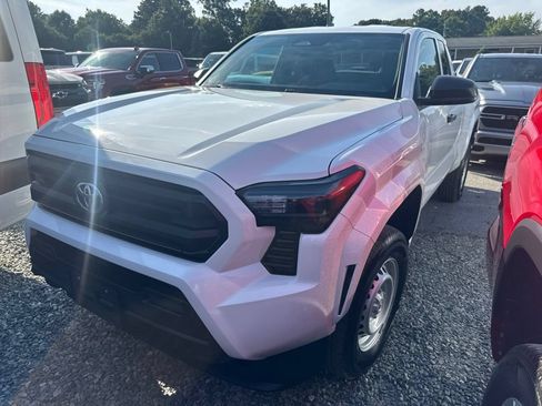 Used 2024 Toyota Tacoma SR RWD image 1