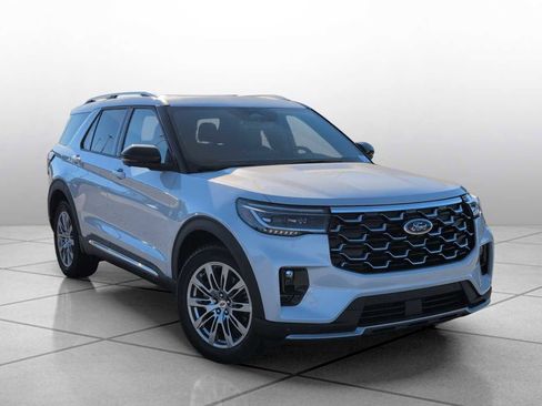 New 2025 Ford Explorer Platinum image 12
