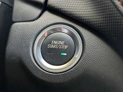 Used 2022 Chevrolet Equinox RS w/ RS Leather Package image 32