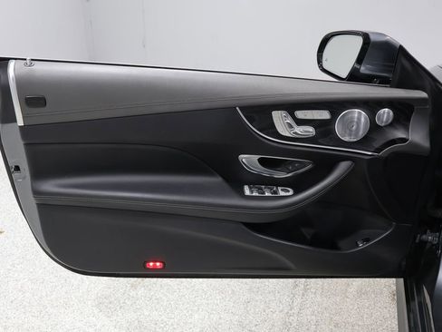 Used 2018 Mercedes-Benz E 400 4MATIC Cabriolet image 19