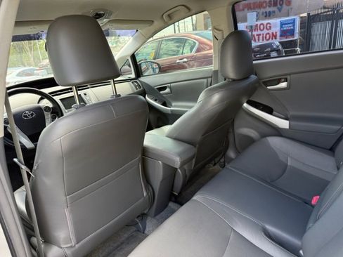 Used 2010 Toyota Prius Five FWD image 15