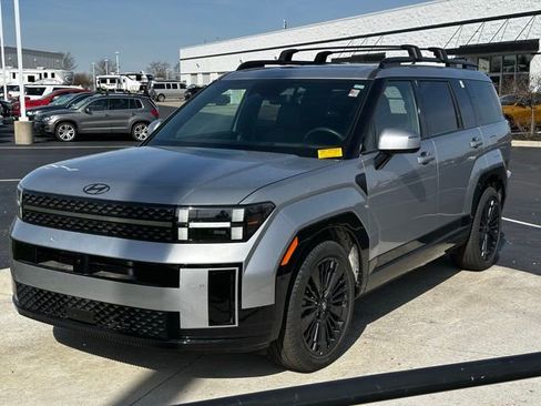 Used 2025 Hyundai Santa Fe Calligraphy image 3