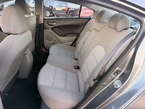 Used 2015 Kia Forte EX image 8
