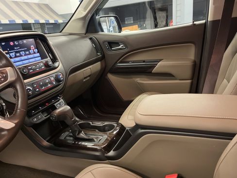 Used 2016 GMC Canyon SLT image 15