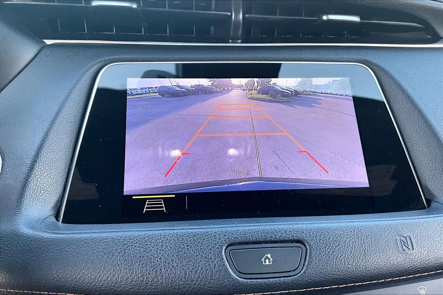 Used 2019 Cadillac XT4 Sport w/ Cold Weather Package FWD image 24