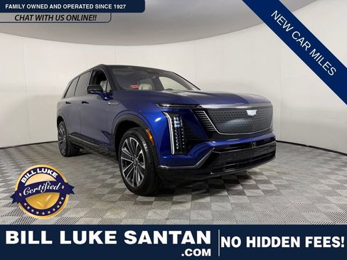 Used 2026 Cadillac Vistiq Sport image 1