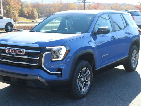 New 2026 GMC Terrain Elevation w/ Technology Package II image 3