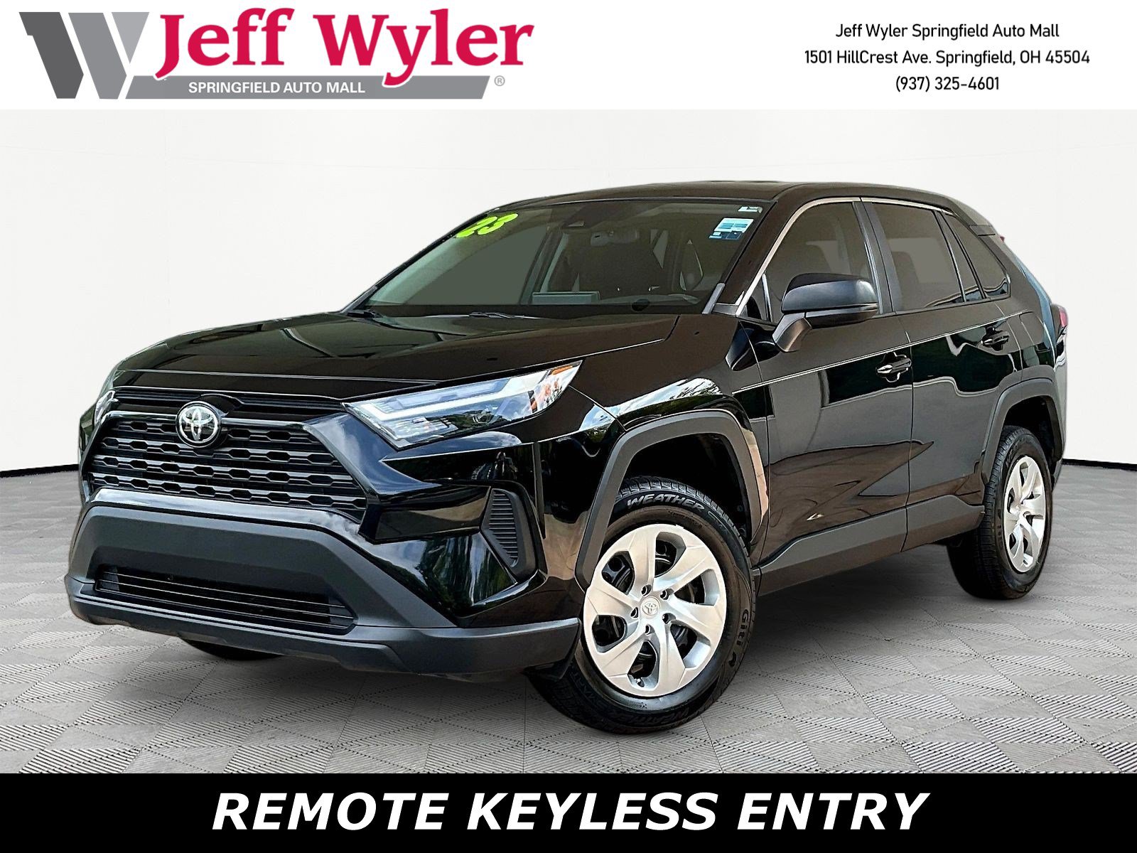 Used 2023 Toyota RAV4 LE FWD image 1