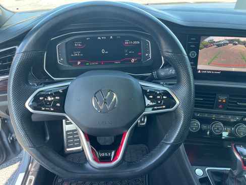 Used 2022 Volkswagen Jetta GLI Autobahn FWD image 7