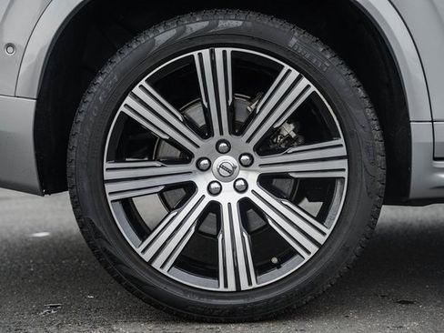 Used 2023 Volvo XC90 B6 Ultimate w/ Protection Package Premier image 19