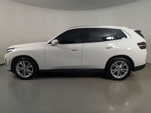 Used 2025 BMW X3 xDrive30i w/ Convenience Package AWD/4WD image 4