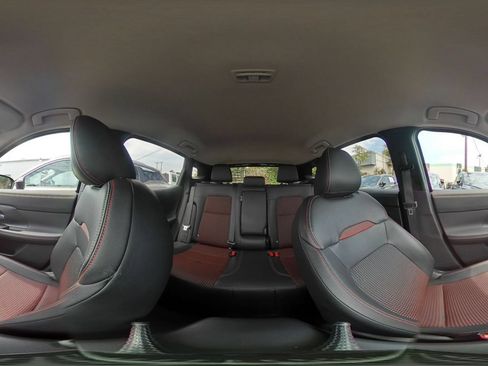Used 2026 Nissan Kicks SR AWD/4WD image 41