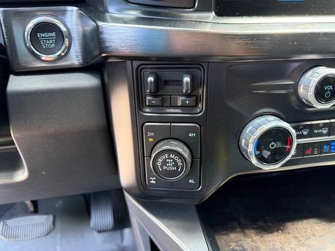 Used 2024 Ford F350 Lariat w/ Lariat Ultimate Package AWD/4WD image 47