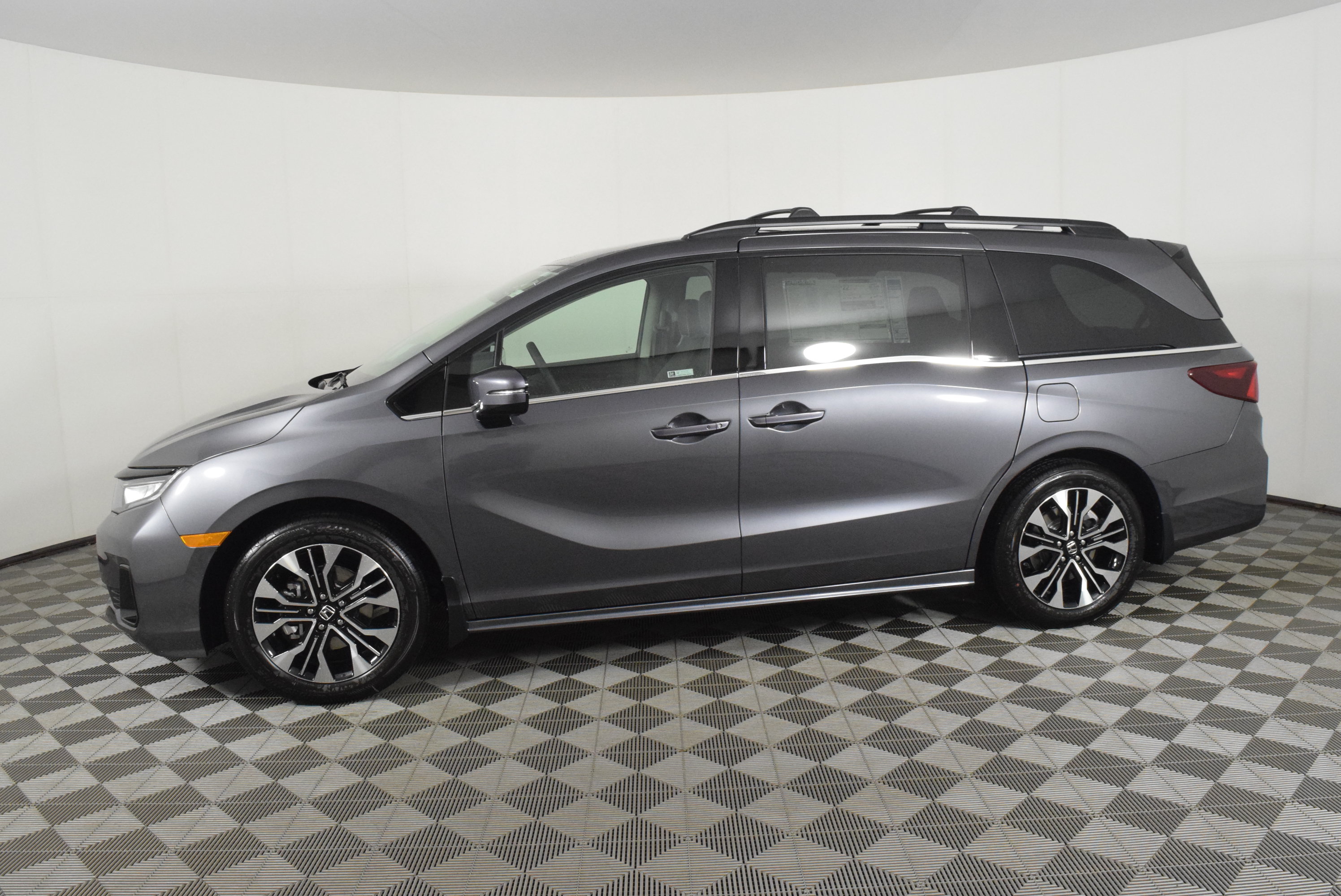 New 2027 Honda Odyssey Elite image 9