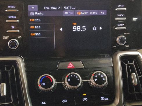 Used 2022 Kia Sorento LX FWD image 25