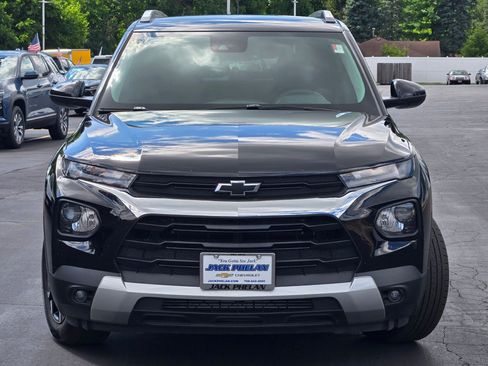 Used 2023 Chevrolet TrailBlazer LT w/ Convenience Package FWD image 4