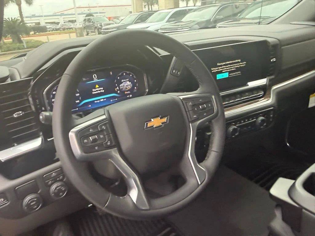 Used 2026 Chevrolet Silverado 1500 LT w/ Texas Edition Plus RWD image 24