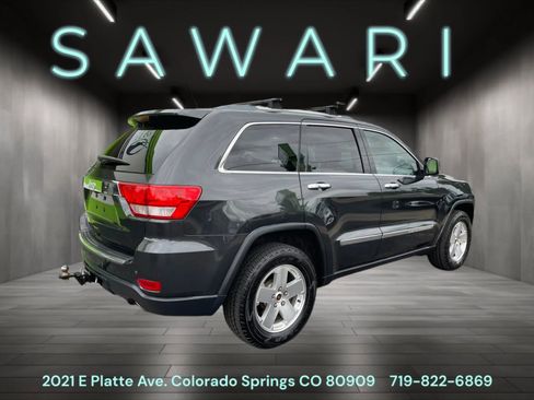 Used 2011 Jeep Grand Cherokee Overland image 7