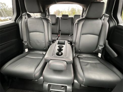 Used 2024 Honda Odyssey Sport image 17