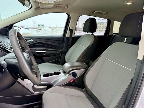 Used 2015 Ford Escape SE image 10