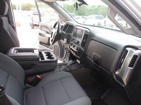 Used 2018 Chevrolet Silverado 1500 LT w/ All Star Edition image 12