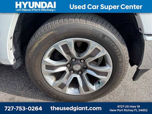 Used 2021 RAM 1500 Limited image 8