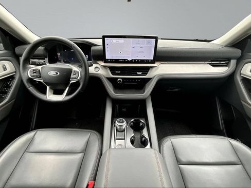 New 2026 Ford Explorer Active w/ Active Comfort Package AWD/4WD image 5