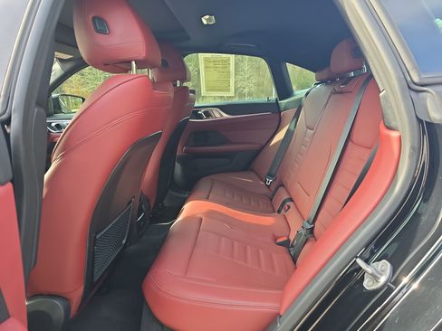 Used 2022 BMW i4 eDrive40 image 13