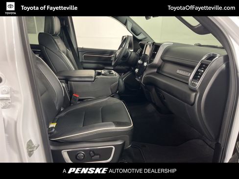 Used 2025 RAM 1500 Laramie image 10