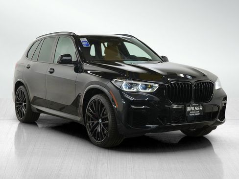 Used 2022 BMW X5 xDrive40i w/ M Sport Package AWD/4WD image 7