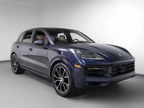 New 2025 Porsche Cayenne image 60
