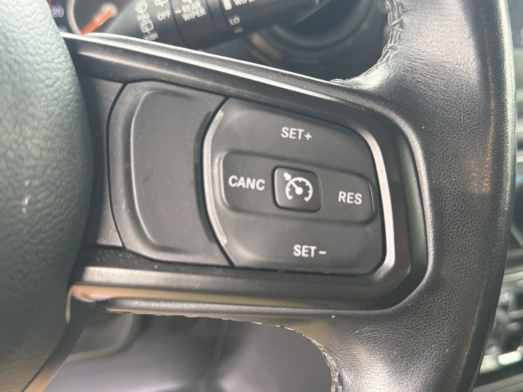 Used 2022 Jeep Wrangler Unlimited Sport AWD/4WD image 19