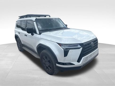 Used 2024 Lexus GX 550 AWD/4WD image 4