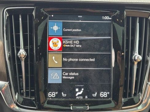 Used 2021 Volvo V90 T6 Cross Country image 20