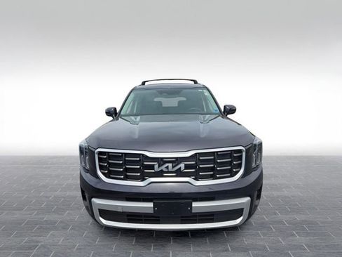 Used 2025 Kia Telluride S AWD/4WD image 2