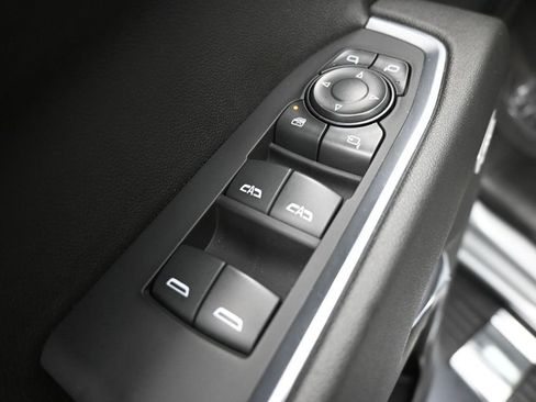 Used 2024 Chevrolet Silverado 1500 LTZ RWD image 14