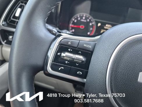 Used 2022 Kia Sorento SX FWD image 31