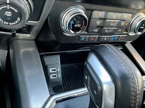 Used 2019 Ford F150 Platinum w/ Equipment Group 701A Luxury image 24