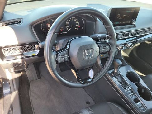 Used 2023 Honda CR-V Sport image 9