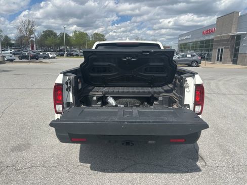 Used 2017 Honda Ridgeline RTL-T image 12
