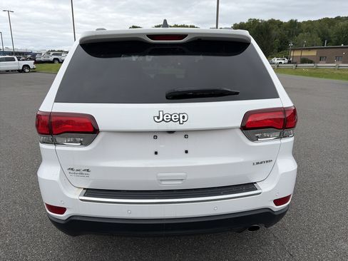 Certified 2022 Jeep Grand Cherokee Limited AWD/4WD image 3
