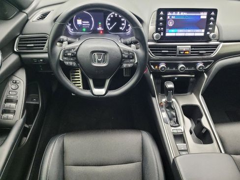 Used 2018 Honda Accord Sport image 22