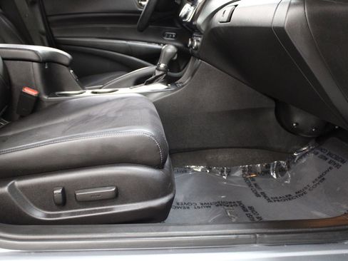 Used 2017 Acura ILX w/ Technology Plus & A-SPEC image 21