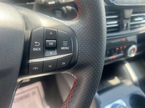 Used 2024 Ford Escape ST-Line FWD image 18