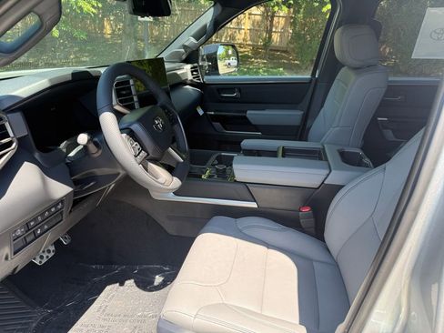 New 2026 Toyota Tundra Limited AWD/4WD image 5