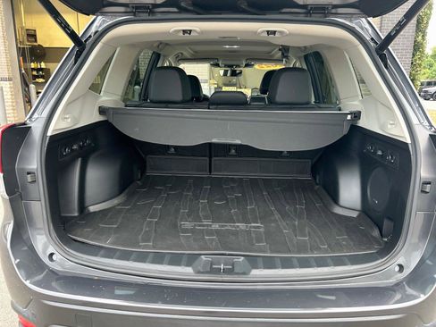 Used 2022 Subaru Forester Limited AWD/4WD image 13