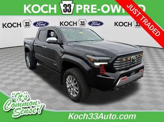 Used 2025 Toyota Tacoma Limited AWD/4WD 360° Tour